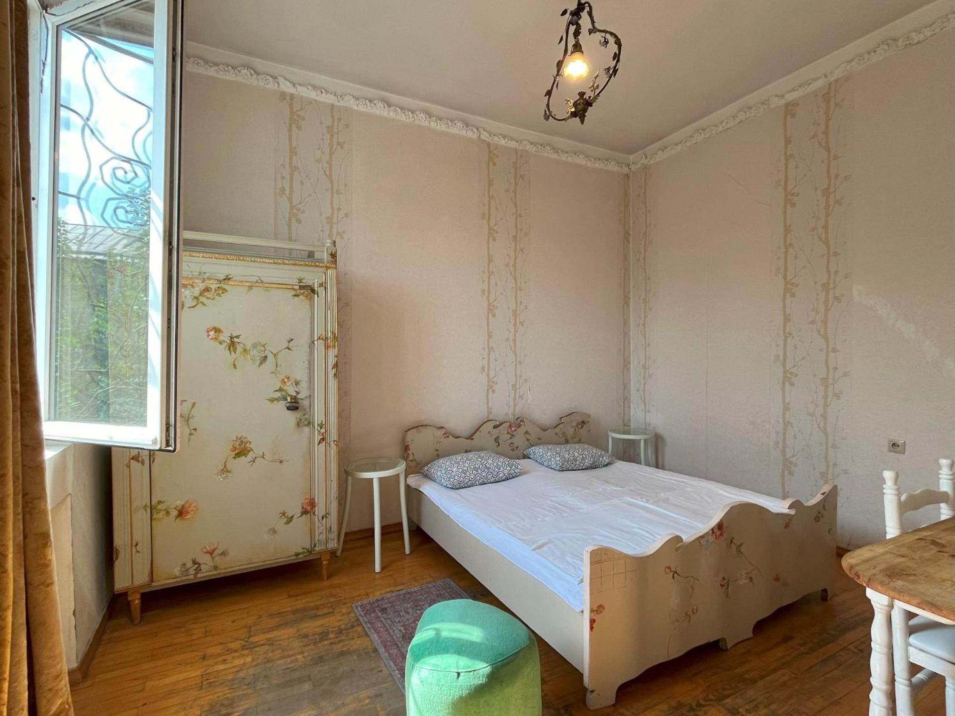 Guest House One Two Three Tbilisi Exterior foto