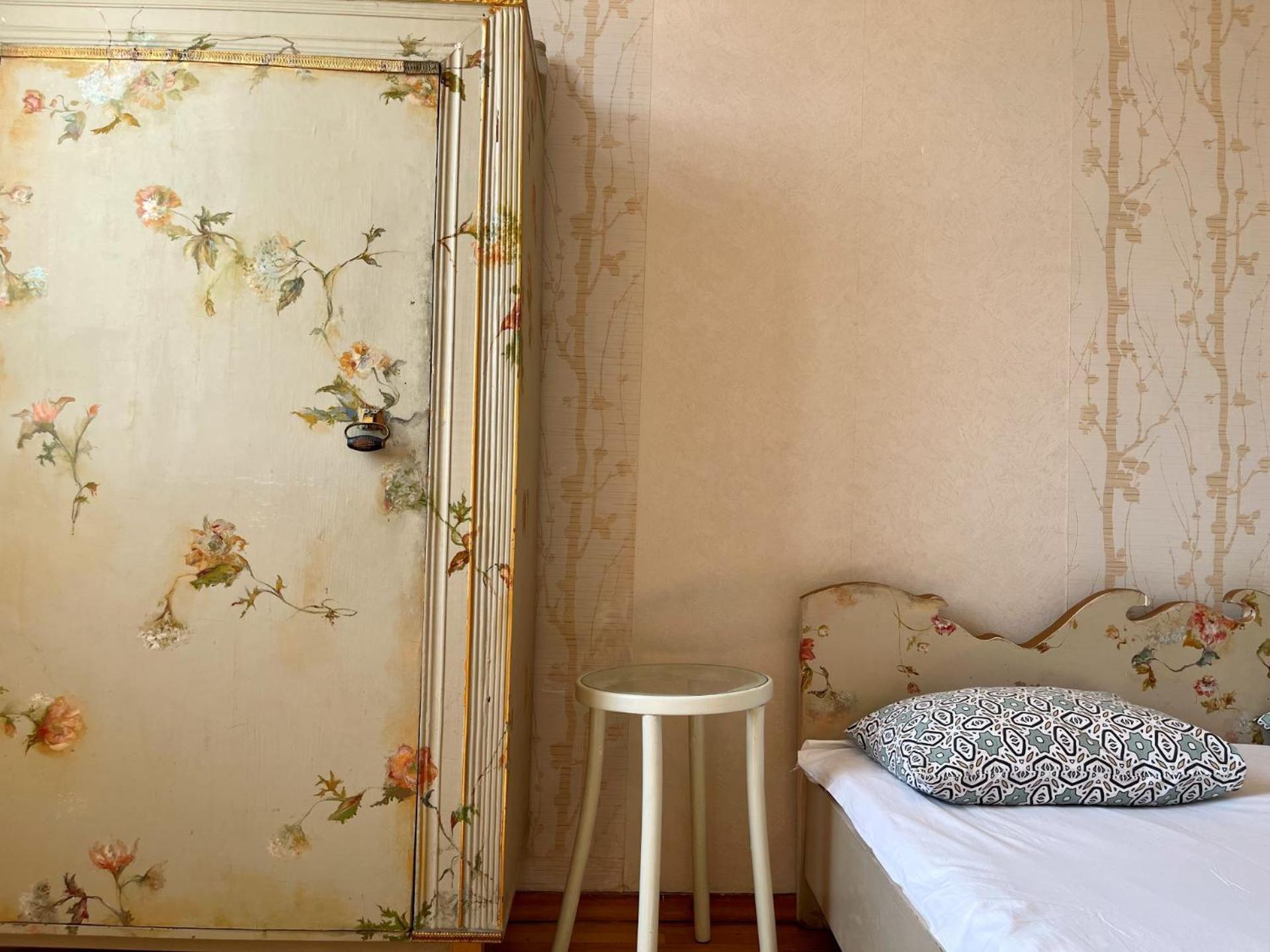 Guest House One Two Three Tbilisi Exterior foto
