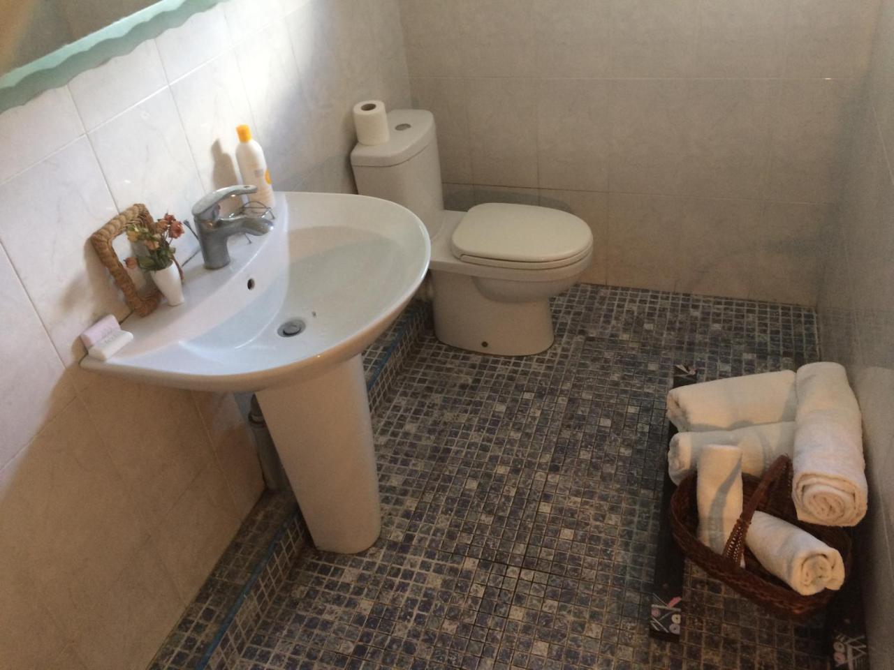 Guest House One Two Three Tbilisi Quarto foto