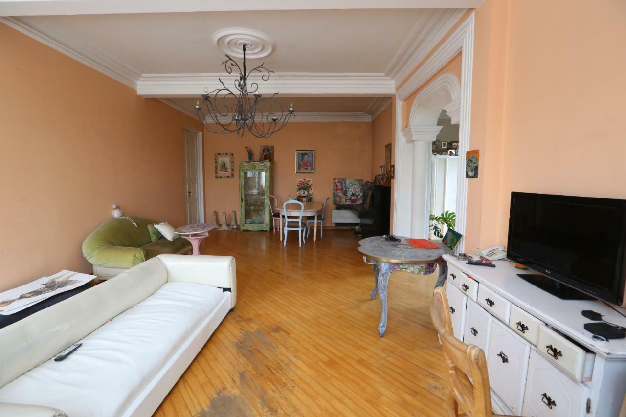 Guest House One Two Three Tbilisi Exterior foto