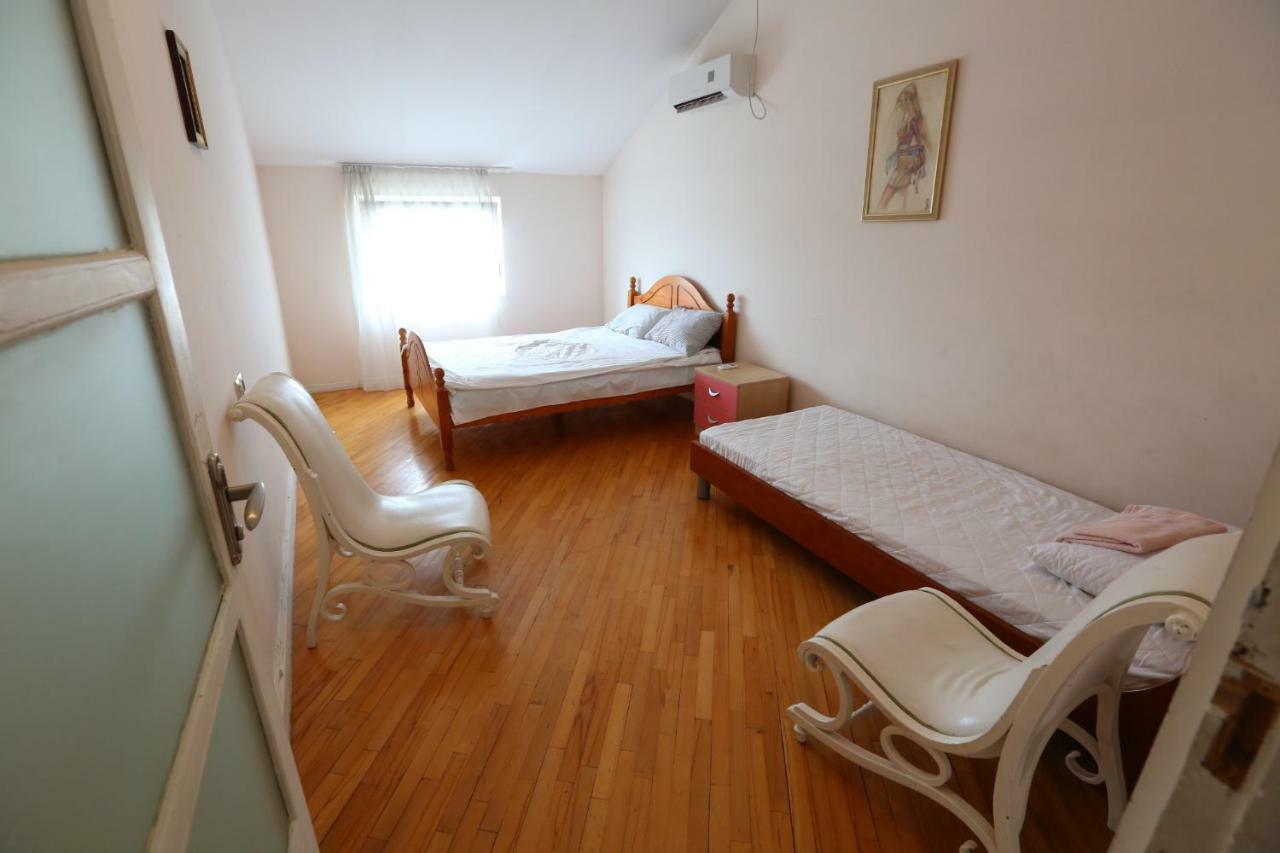 Guest House One Two Three Tbilisi Exterior foto
